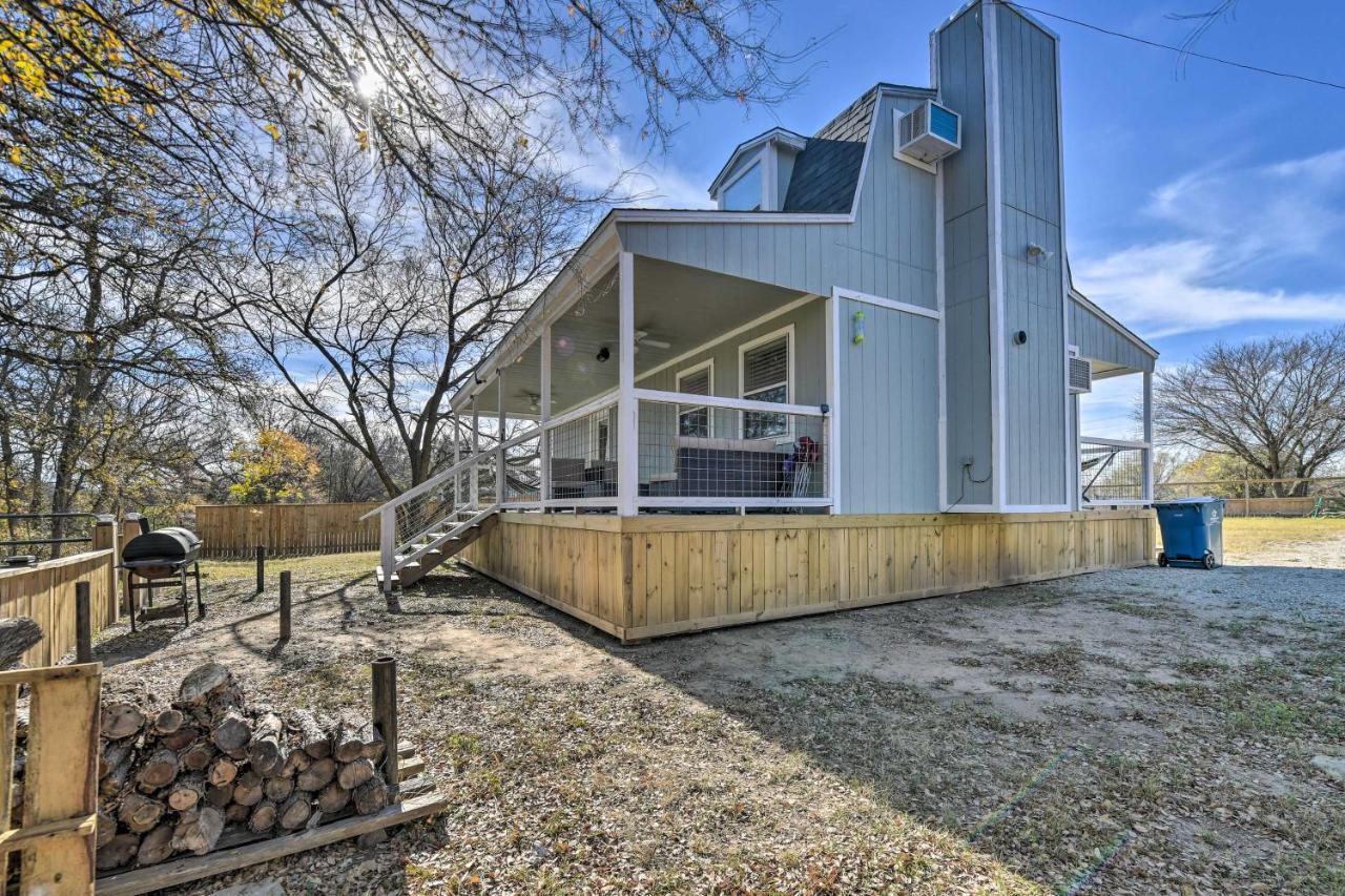 Bright Brownwood Home With On-Site River Access! Exterior photo